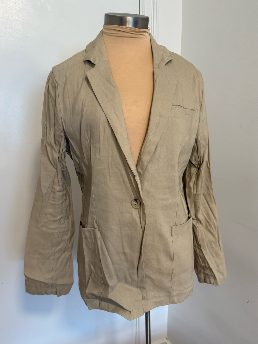 Weekend Women's Lightweight Single-Button Unlined Linen Blazer in Beige-M